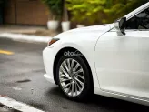 Lexus ES 250 2022 - Giá 2 tỷ 360tr