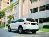 Mercedes-Benz GLC 300 4Matic 2017 - Model 2018 Trắng Ngọc Trinh xinh từ trong ra ngoài