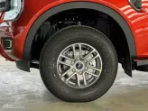 Ford Ranger XLS 2.0L 4x2 AT 2024 - Sẵn kho đủ các màu lấy ngay trong tháng