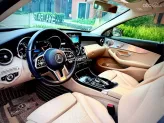 Mercedes-Benz C180 AMG 2019 - Nội thất kem chạy 7 vạn km.