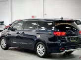Kia Sedona 3.3 GATH 2020 - Xe màu xanh - Nội thất kem