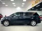 Kia Sedona 3.3 GATH 2020 - Xe màu xanh - Nội thất kem