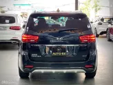 Kia Sedona 3.3 GATH 2020 - Xe màu xanh - Nội thất kem
