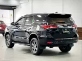 Toyota Fortuner 2.7 V 4X2 AT 2018 - Xe màu Đen - Nội thất Nâu