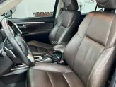 Toyota Fortuner 2.7 V 4X2 AT 2018 - Xe màu Đen - Nội thất Nâu