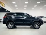 Toyota Fortuner 2.7 V 4X2 AT 2018 - Xe màu Đen - Nội thất Nâu