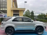 Toyota Fortuner 2.4 MT 4x2 2016 - Máy dầu 7 chỗ chất lượng cao