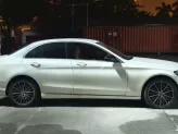Mercedes-Benz C200 Exclusive 2020 - Odo 6v4 miles, full options