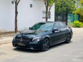 Mercedes-Benz C300 AMG 2019 - Đen đen