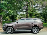 Ford Everest 2.0L ST5 10AT 4x4 Titanium 2022 - Phụ kiện đi kèm: Phim cách nhiệt, lót sàn