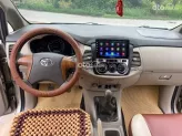 Toyota Innova 2.0E 2015 - Xe tư nhân, biển 30 Xe đại chất, máy zin từ cò. Keo chỉ thân vỏ Zin. Xe không tacxi dịch vụ
