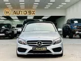 Mercedes-Benz C300 AMG 2015 - Nội thất đỏ