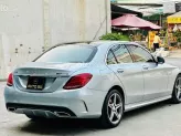 Mercedes-Benz C300 AMG 2015 - Nội thất đỏ