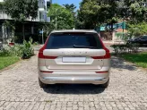 Volvo XC60 B6 Ultimate Bright 2024 - XC60 mới tiết kiệm 200tr so với xe mới