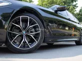 BMW 520i M Sport 2023 - Odo 1789 km đăng ký 2024, bản full có đá cốp, cửa hít 5 năm bảo dưỡng free