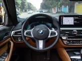 BMW 520i M Sport 2023 - Odo 1789 km đăng ký 2024, bản full có đá cốp, cửa hít 5 năm bảo dưỡng free
