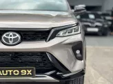Toyota Fortuner 2.4 AT 4x2 Legender 2024 - Odo 8.000 km - Siêu lướt