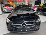 Mercedes-Benz C200 Avantgarde Plus 2022 - Màu đen đẳng cấp, xe lướt như mới