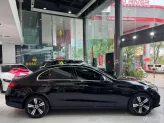 Mercedes-Benz C200 Avantgarde Plus 2022 - Màu đen đẳng cấp, xe lướt như mới