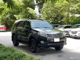 Toyota Fortuner 2.7 V 4X4 AT 2015 - Toyota Fortuner 2.7 V 4x4 AT 2015