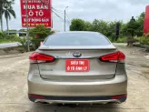 Kia Cerato 1.6 MT 2018 - Bán xe cũ chất lượng cao màu vàng nổi bật