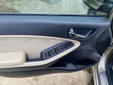 Kia Cerato 1.6 MT 2018 - Bán xe cũ chất lượng cao màu vàng nổi bật