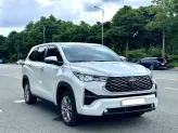 Toyota Innova Cross Hybrid 2023 - Xe gia đình 7 chỗ, màu trắng sang trọng