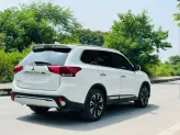 Mitsubishi Outlander 2.0 CVT Premium 2021 - Đủ hồ sơ sang tên, giá tốt thương lượng