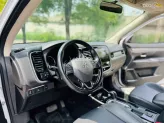 Mitsubishi Outlander 2.0 CVT Premium 2021 - Đủ hồ sơ sang tên, giá tốt thương lượng