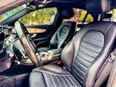 Mercedes-Benz C300 AMG 2018 - Full option – Sang trọng, thể thao, mạnh mẽ