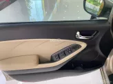 Kia Cerato 1.6 MT 2017 - Sedan 5 chỗ giá rẻ, máy số ngon, thân vỏ chắc chắn
