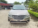 Toyota Innova 2.0E 2014 - Phom mới xe gia đình máy zin keo chỉ zin