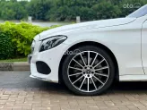 Mercedes-Benz C300 AMG 2017 - TRẮNG NGỌC TRINH BAO ĐẸP