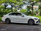 Mercedes-Benz C300 AMG 2023 - Xe siêu lướt 2023, ngoại thất trắng sang trọng