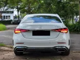 Mercedes-Benz C300 AMG 2023 - Xe siêu lướt 2023, ngoại thất trắng sang trọng
