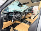 Kia Carnival 3.5G Signature 2021 - Xe zin nguyên bản theo hãng
