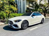 Mercedes-Benz C300 AMG 2023 - Nội thất da bò nâu sang trọng, bản full option cao cấp nhất