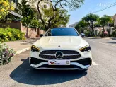 Mercedes-Benz C300 AMG 2023 - Nội thất da bò nâu sang trọng, bản full option cao cấp nhất