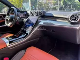 Mercedes-Benz C300 AMG 2023 - Nội thất da bò nâu sang trọng, bản full option cao cấp nhất
