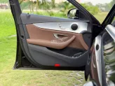 Mercedes-Benz E180 V1 2022 - Xe chủ ít giữ, chất xe vẫn còn đẹp