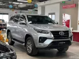 Toyota Fortuner 2.7 V 4X2 AT 2022 - Model 2023 cực đẹp