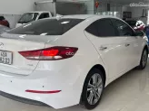 Hyundai Elantra 2.0 AT Cao cấp 2017 - Xe như mới
