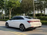 Hyundai Elantra 1.6 AT Đặc biệt 2024 - Thiết kế hiện đại