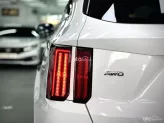 Kia Sorento 2.2D Premium AWD 2021 - Xe lướt như mới giá cực tốt