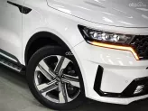 Kia Sorento 2.2D Premium AWD 2021 - Xe lướt như mới giá cực tốt