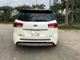 Kia Sedona 2.2 DAT 2016 - Xe cực đẹp, máy dầu