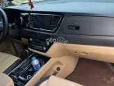 Kia Sedona 2.2 DAT 2016 - Xe cực đẹp, máy dầu
