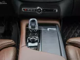 Volvo XC90 T8 Hybrid Recharge AWD 2021 - SUV 7 chỗ mạnh mẽ, tiết kiệm