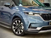 Kia Carnival 2.2D Luxury 2022 - Màu xanh nội thất kem sang trọng