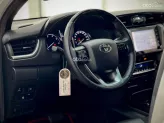 Toyota Fortuner 2.4 AT 4x2 Legender 2020 - Xe sản xuất 2020, model 2021 như mới